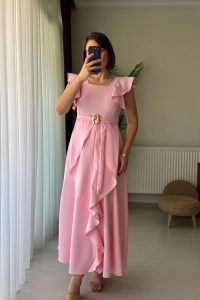 Fırfır Detay Kemerli Kare Yaka Pembe Uzun Elbise