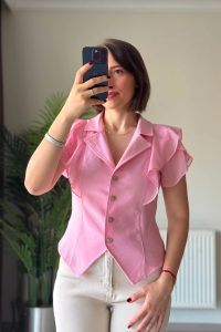 Fırfır Kol Detaylı Pembe Yelek Bluz