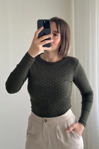 Taş İşlemeli Yuvarlak Yaka Haki Body Bluz