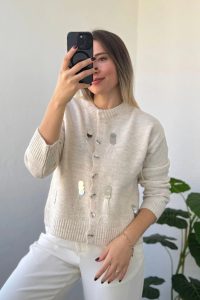 Bisiklet Yaka Pul Desen Ekru Hırka