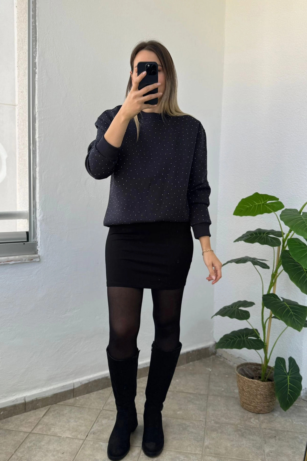 Taş İşlemeli Balon Kol Bisiklet Yaka Lacivert Sweatshirt