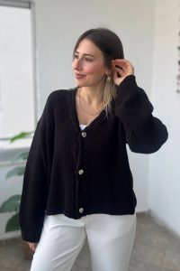 V Yaka Ön Örgü Detay Siyah Hırka