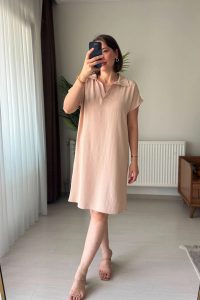 Polo Yaka Rahat Kesim Kısa Kol Dökümlü Bej Elbise
